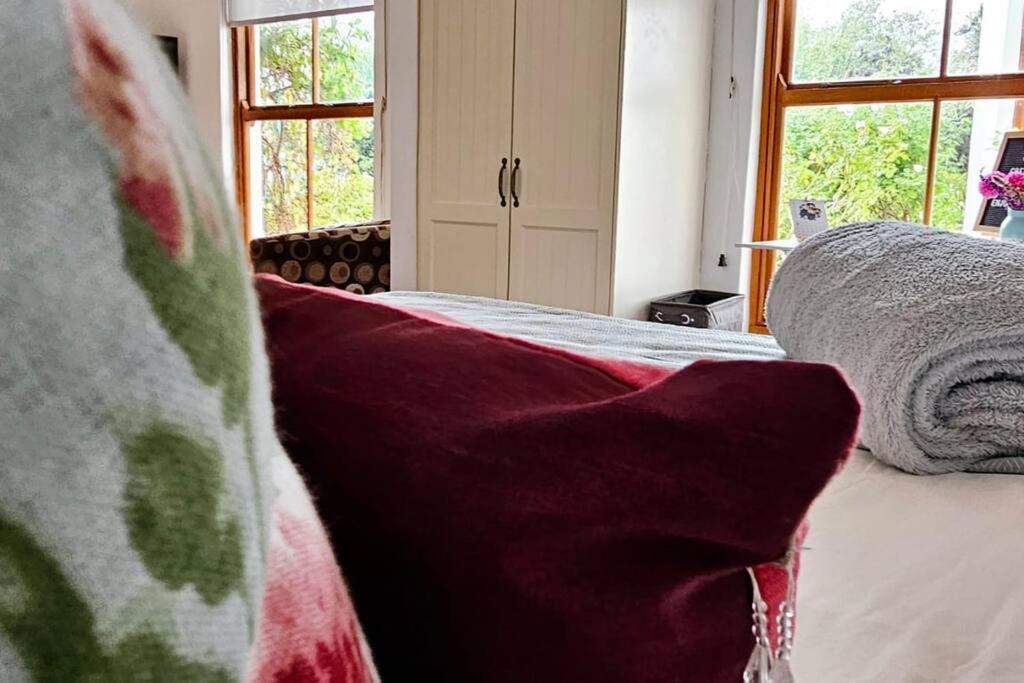Grey Rabbit Cottage Montagu Bagian luar foto