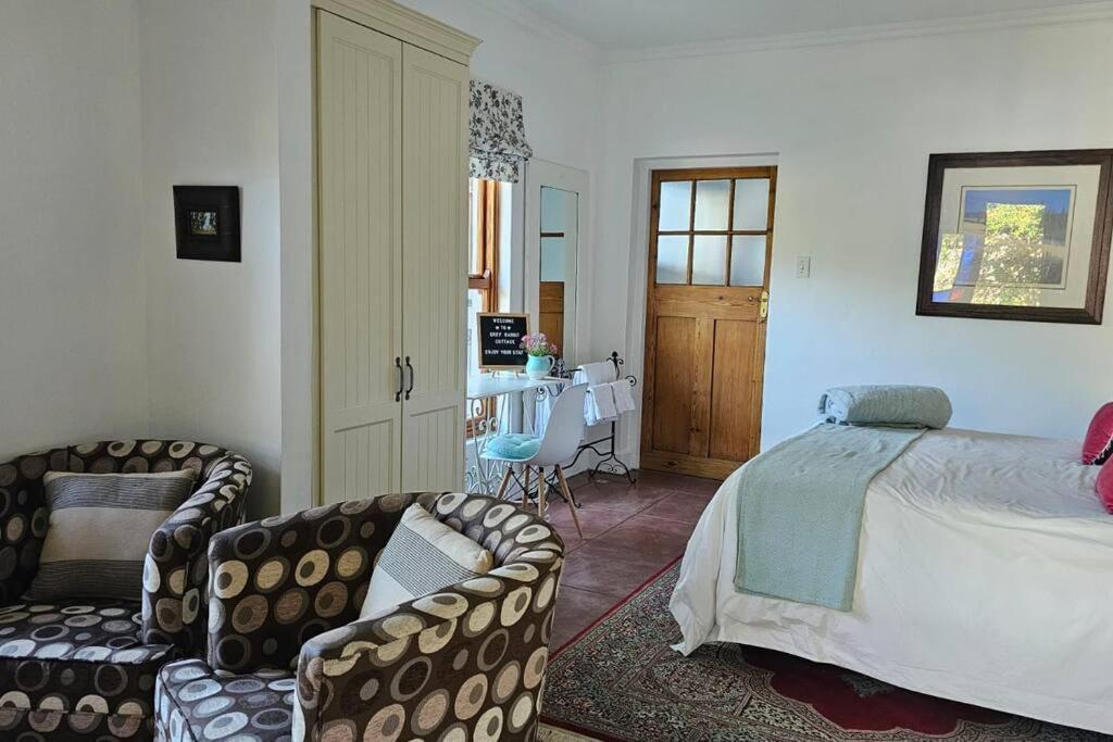 Grey Rabbit Cottage Montagu Bagian luar foto